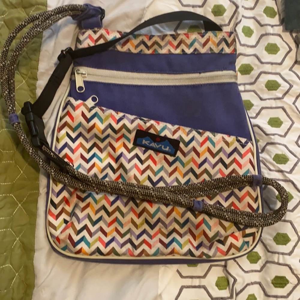 Kavu Sling Purse